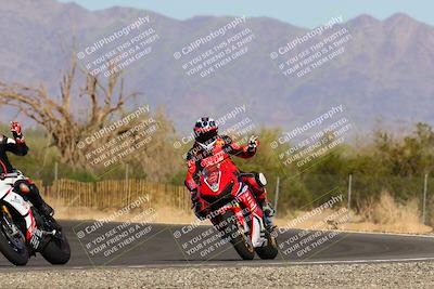 media/Oct-09-2022-SoCal Trackdays (Sun) [[95640aeeb6]]/Turn 3 (930am)/
